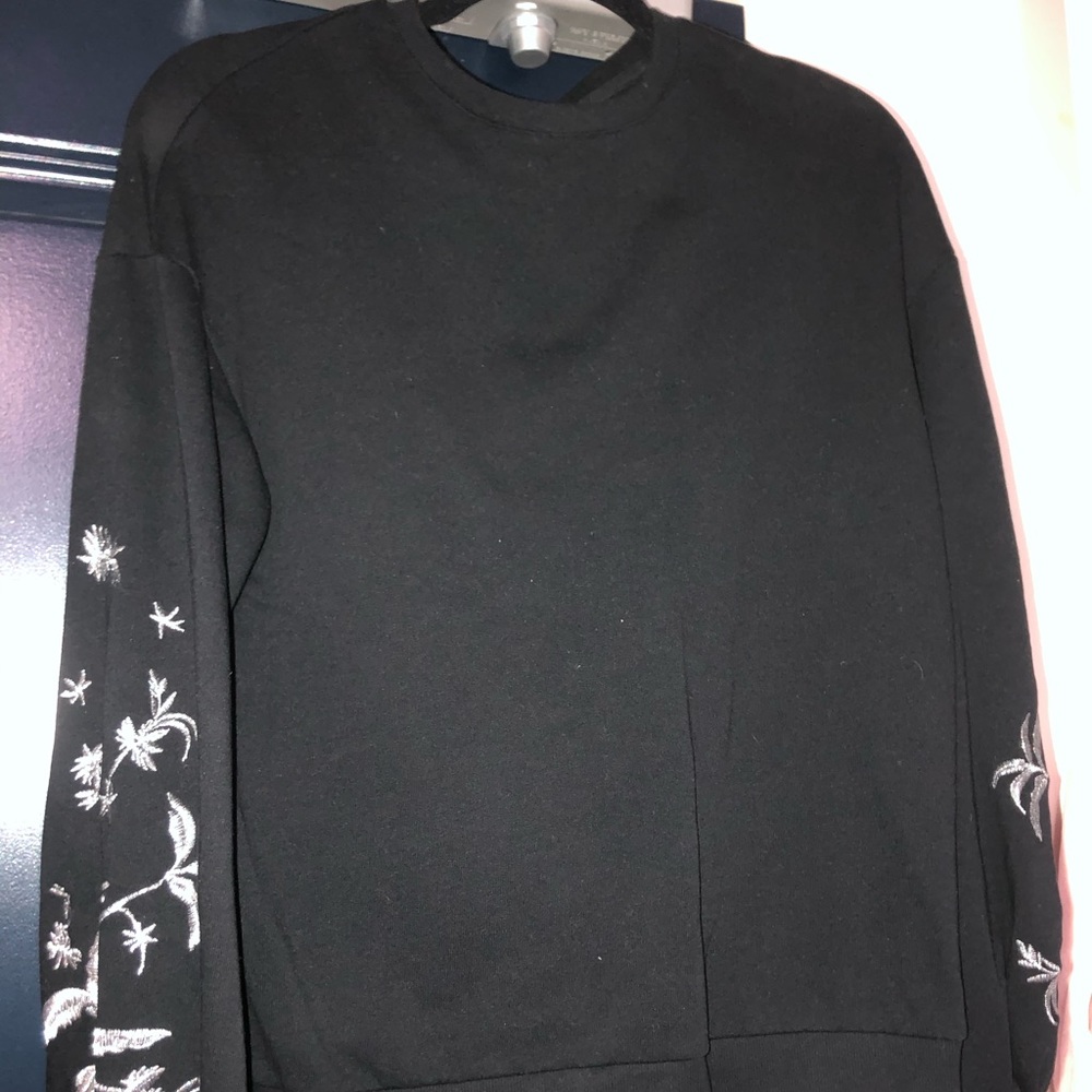 Black Sweatshirt with Silver details